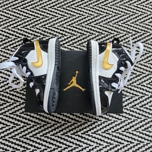 Jordan 1 size 4 Toddler